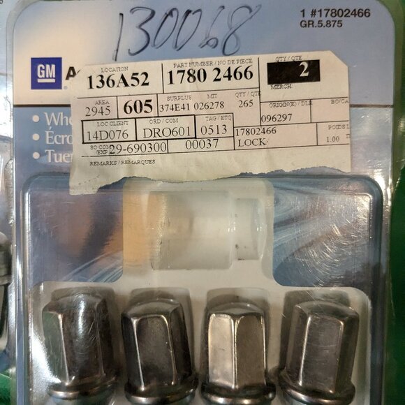 Lug nuts (12) - Picture 2 of 4